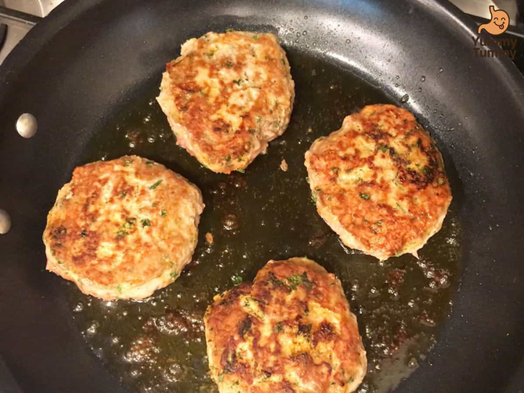 Juicy Turkey Burgers 5 Juicy Turkey Burgers